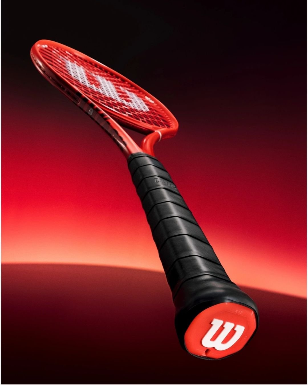 Wilson Defyer 100L V1 Tennis Racket - Image 2