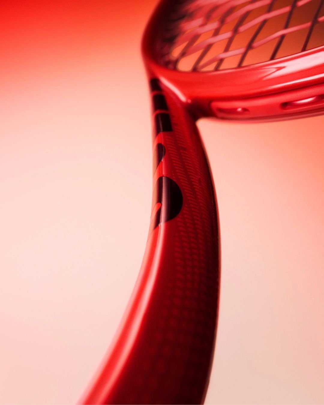Wilson Defyer 100L V1 Tennis Racket - Image 5