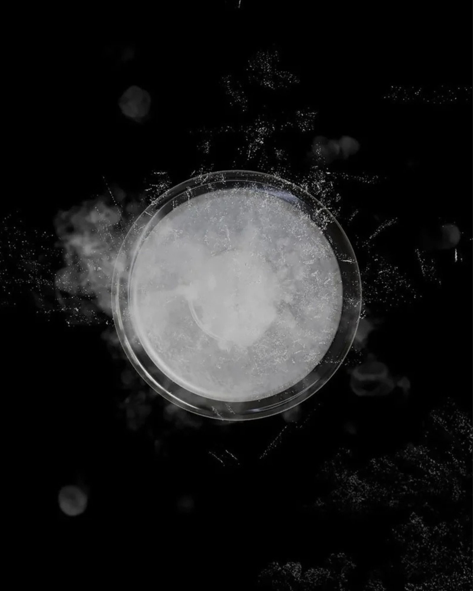 Hundred Grip Powder 55g | Anti-Slip Grip Powder for Badminton, Gym & Sports - Image 3